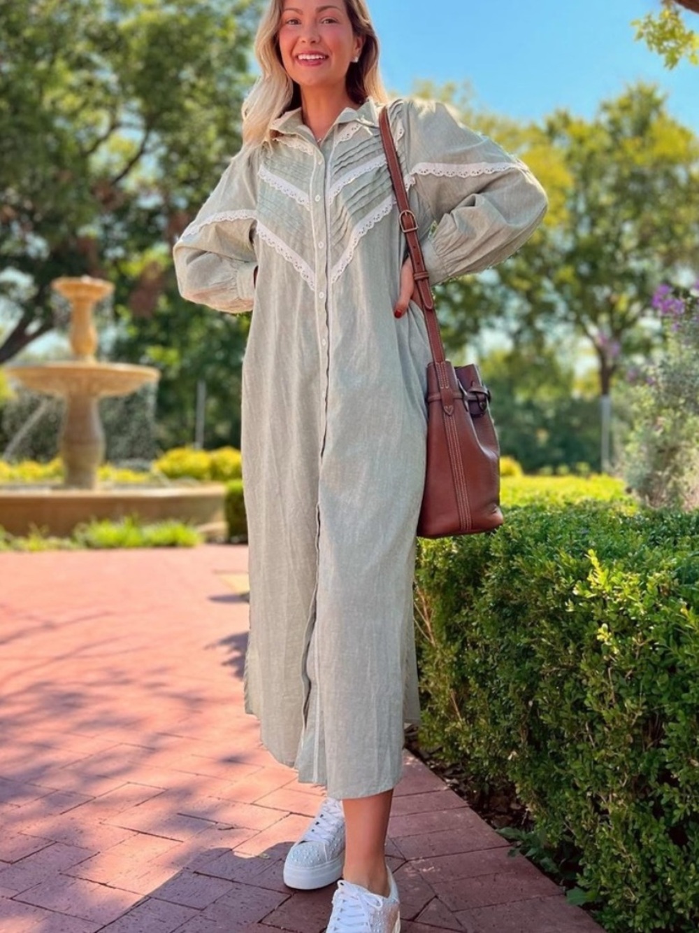 Pomander Place | Jolene Midi Dress